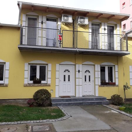 Apartmán Flora Novi Sad Exteriér fotografie